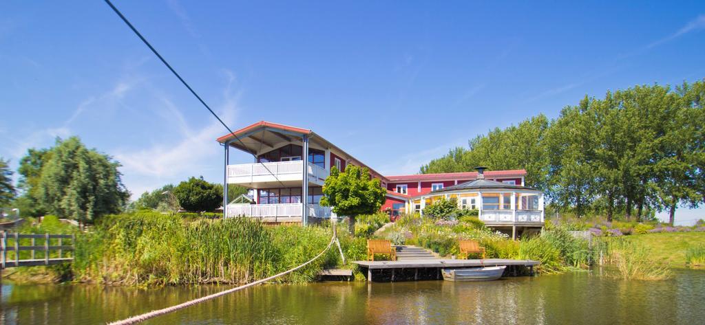 Haje Hotel Restaurant De Lepelaar Lelystad Exterior photo